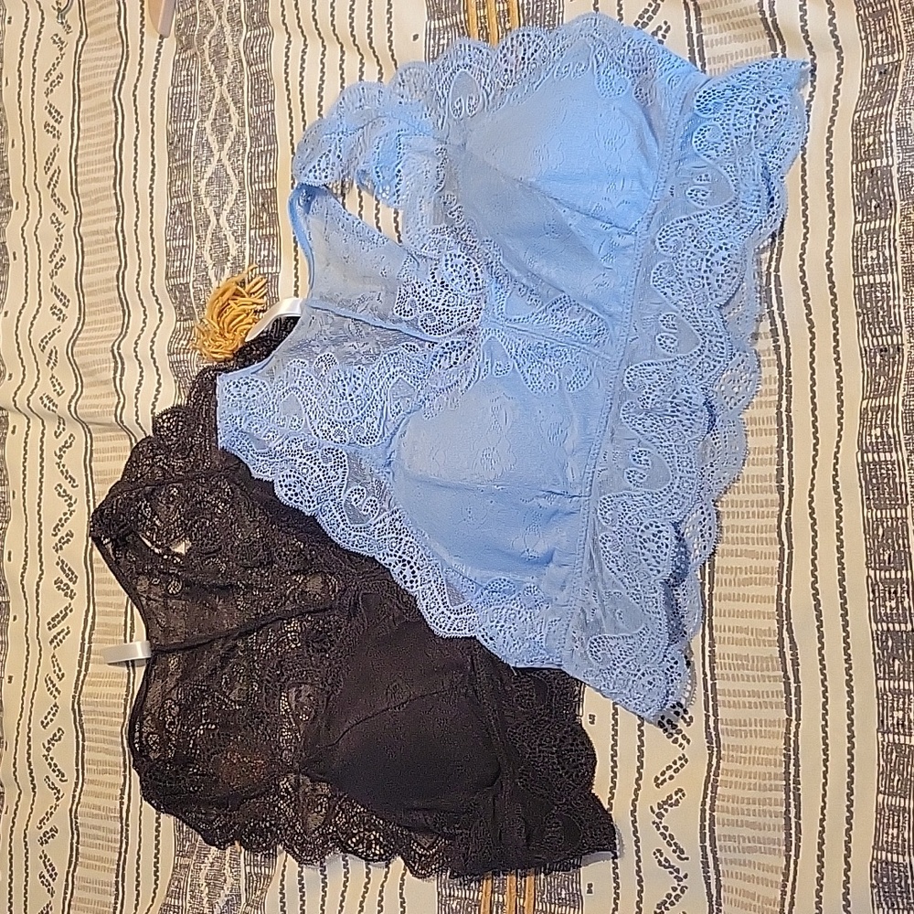 Zenana Outfitters Bundle 2 Bralettes